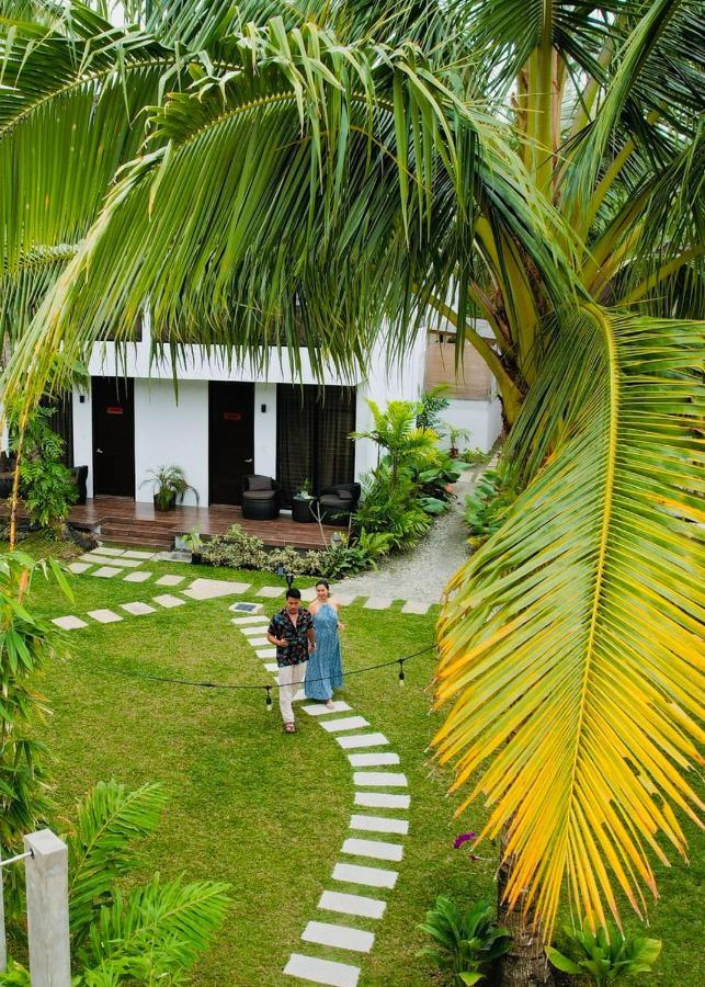Amila Dive Beach Resort Sipalay Exterior foto