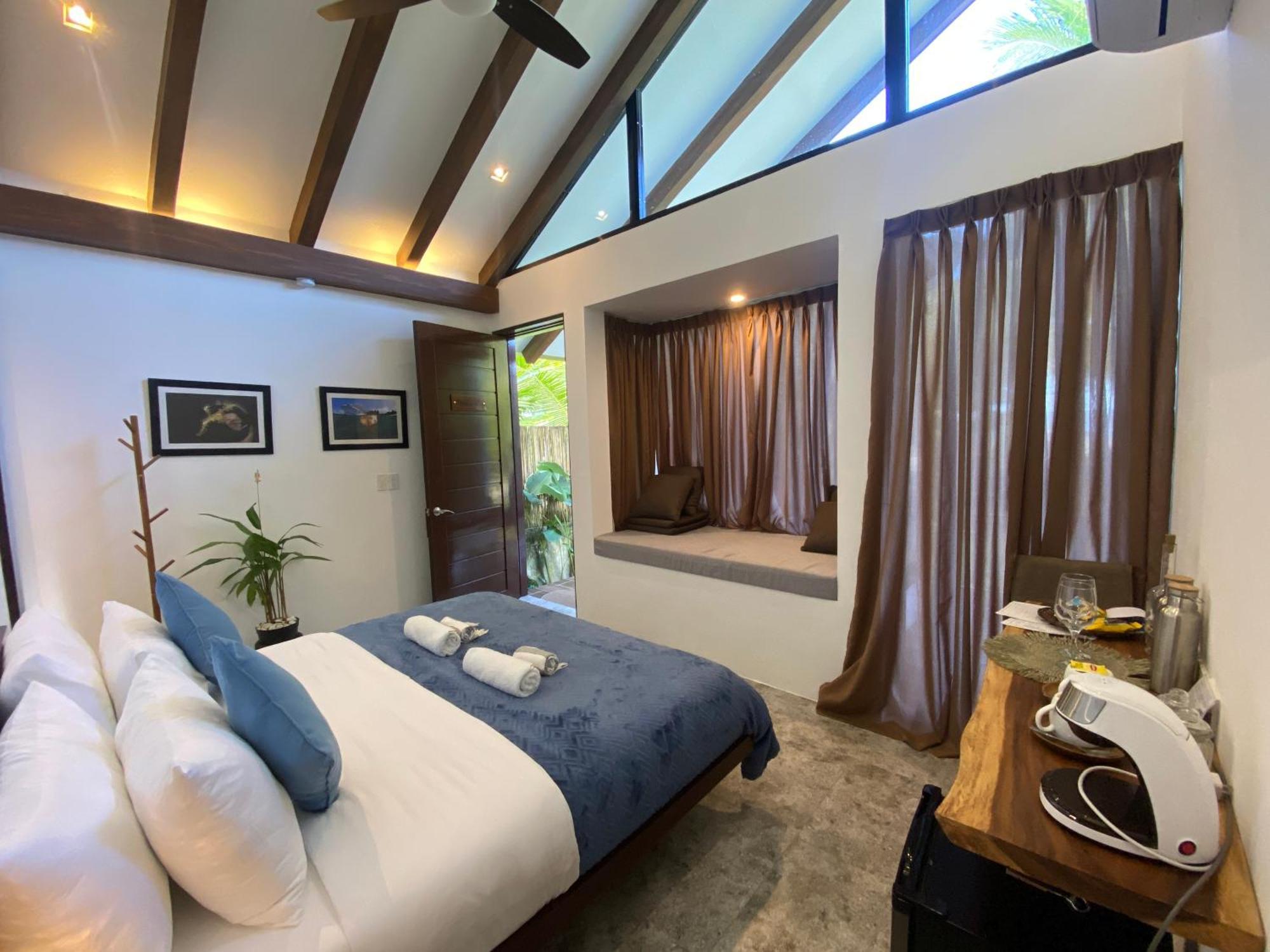 Amila Dive Beach Resort Sipalay Exterior foto